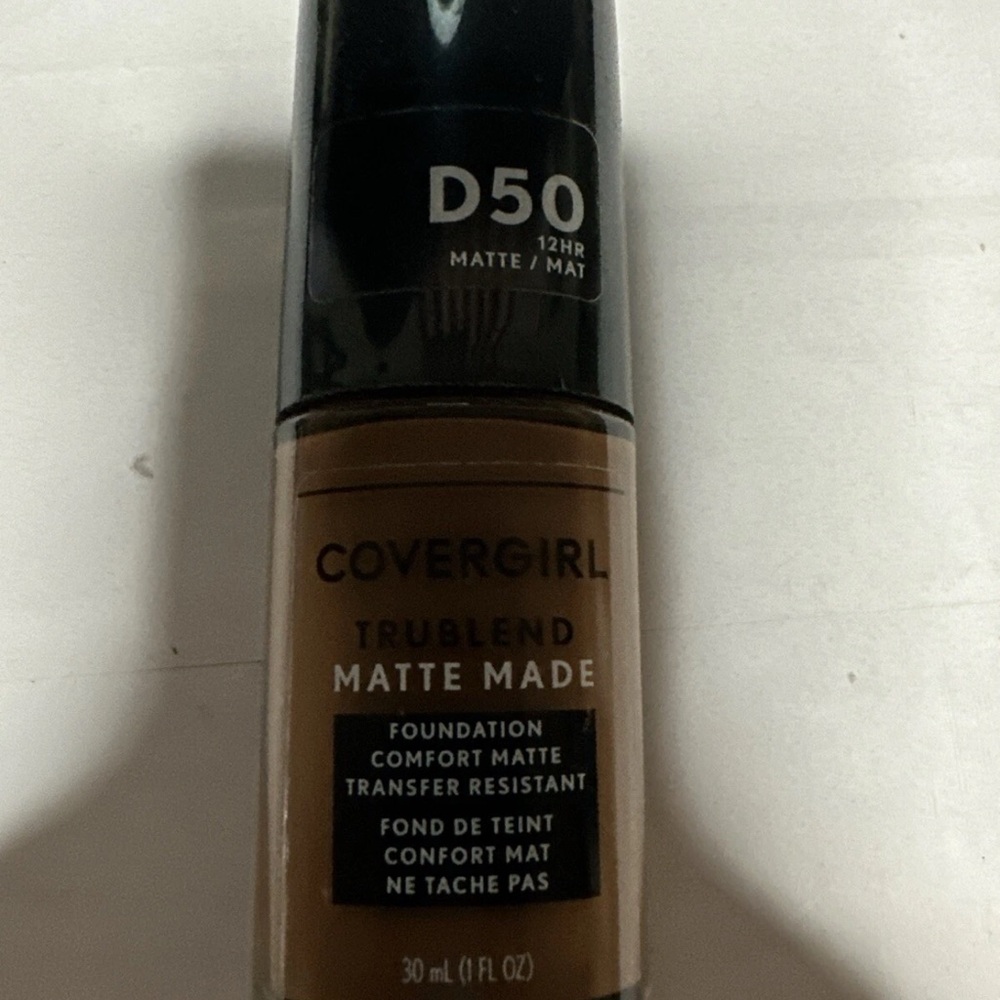 COVERGIRL Tan Matte Foundation